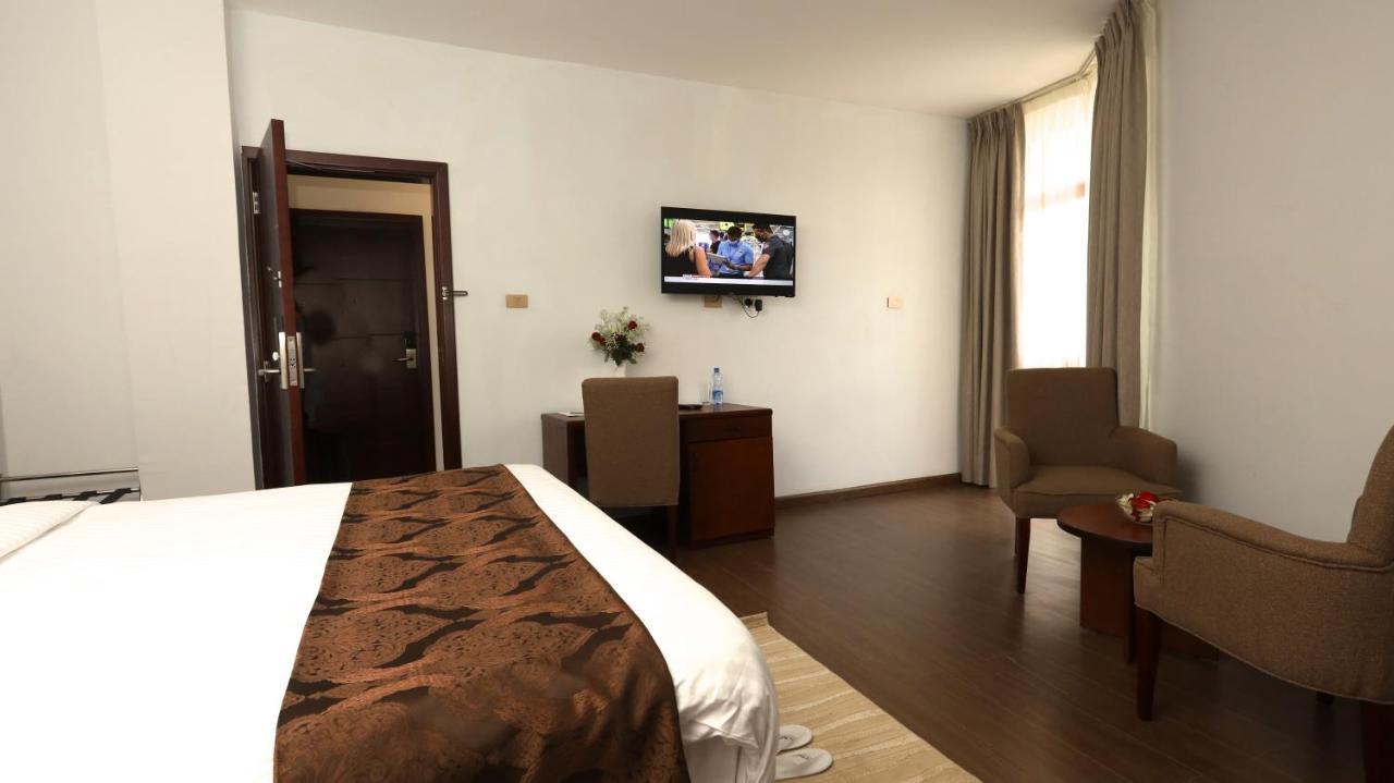 Black Horse Hotel Apartment Addis Ababa Dış mekan fotoğraf