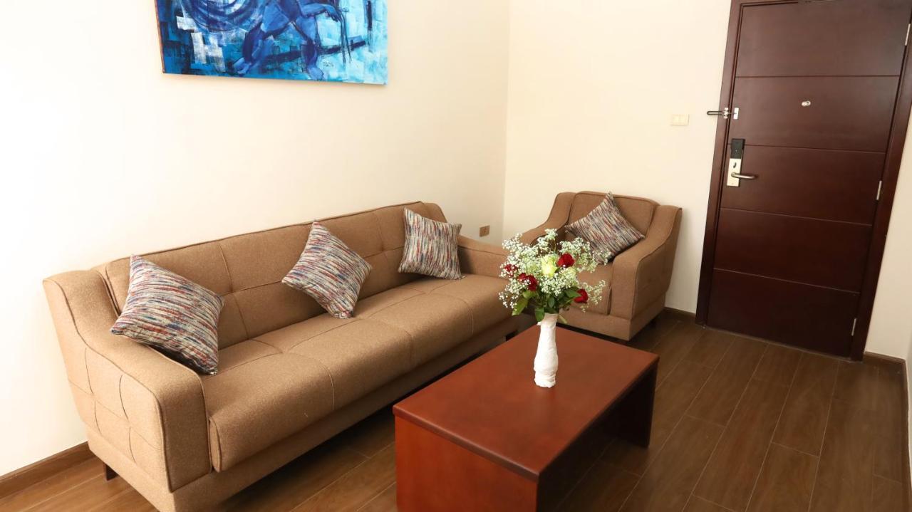 Black Horse Hotel Apartment Addis Ababa Dış mekan fotoğraf