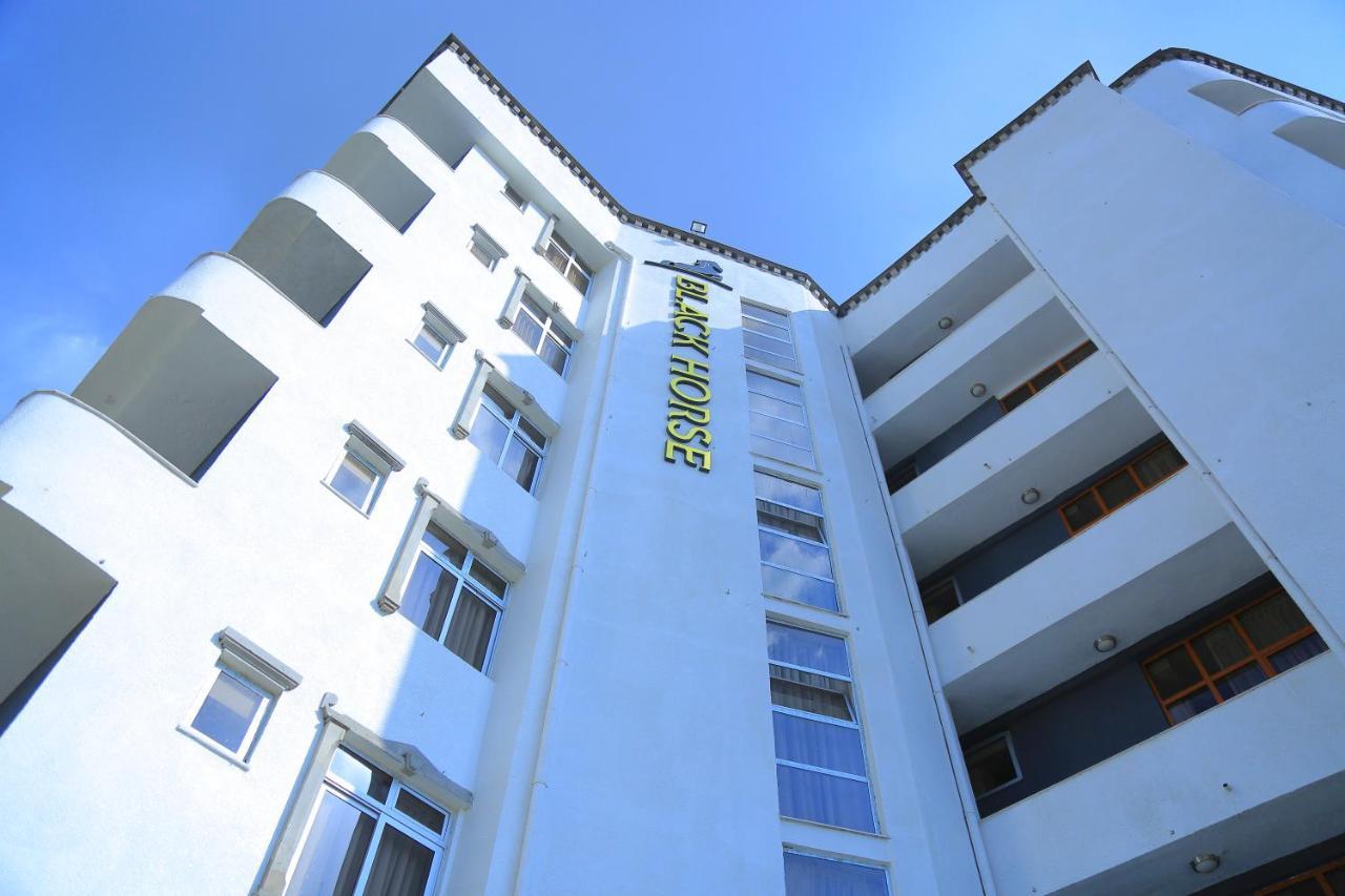 Black Horse Hotel Apartment Addis Ababa Dış mekan fotoğraf