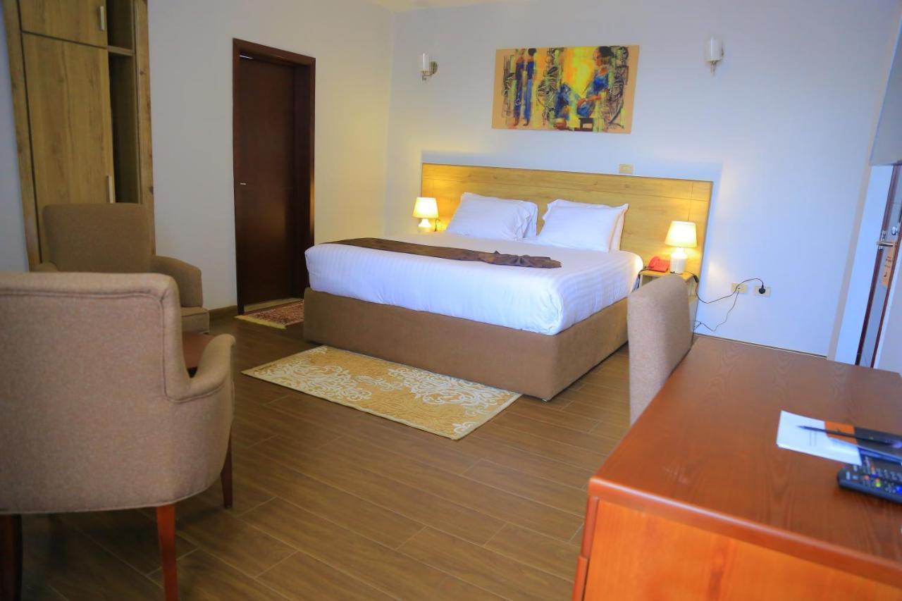 Black Horse Hotel Apartment Addis Ababa Dış mekan fotoğraf